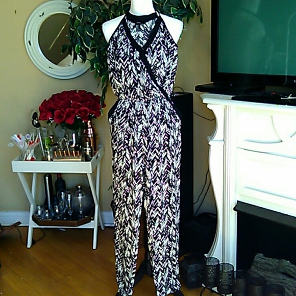 Forever 21 Black and White Jumpsuit - Picture 1 of 8